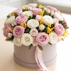 FIORITURA DIVINA – Flower Box Rosa, Bianco e Mimosa