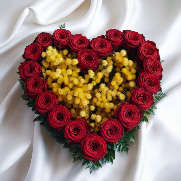 CUORE D’ORO – Cuore di Rose Rosse e Mimosa