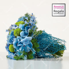 DEPTH - Sky-Blue Hydrangea and Green Trek