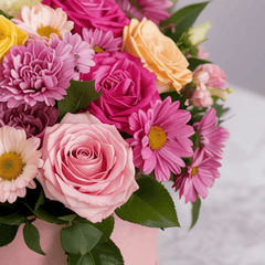 FLORAL WONDER – Flower Box of Mixed Colorful Flowers (Florist's Choice)