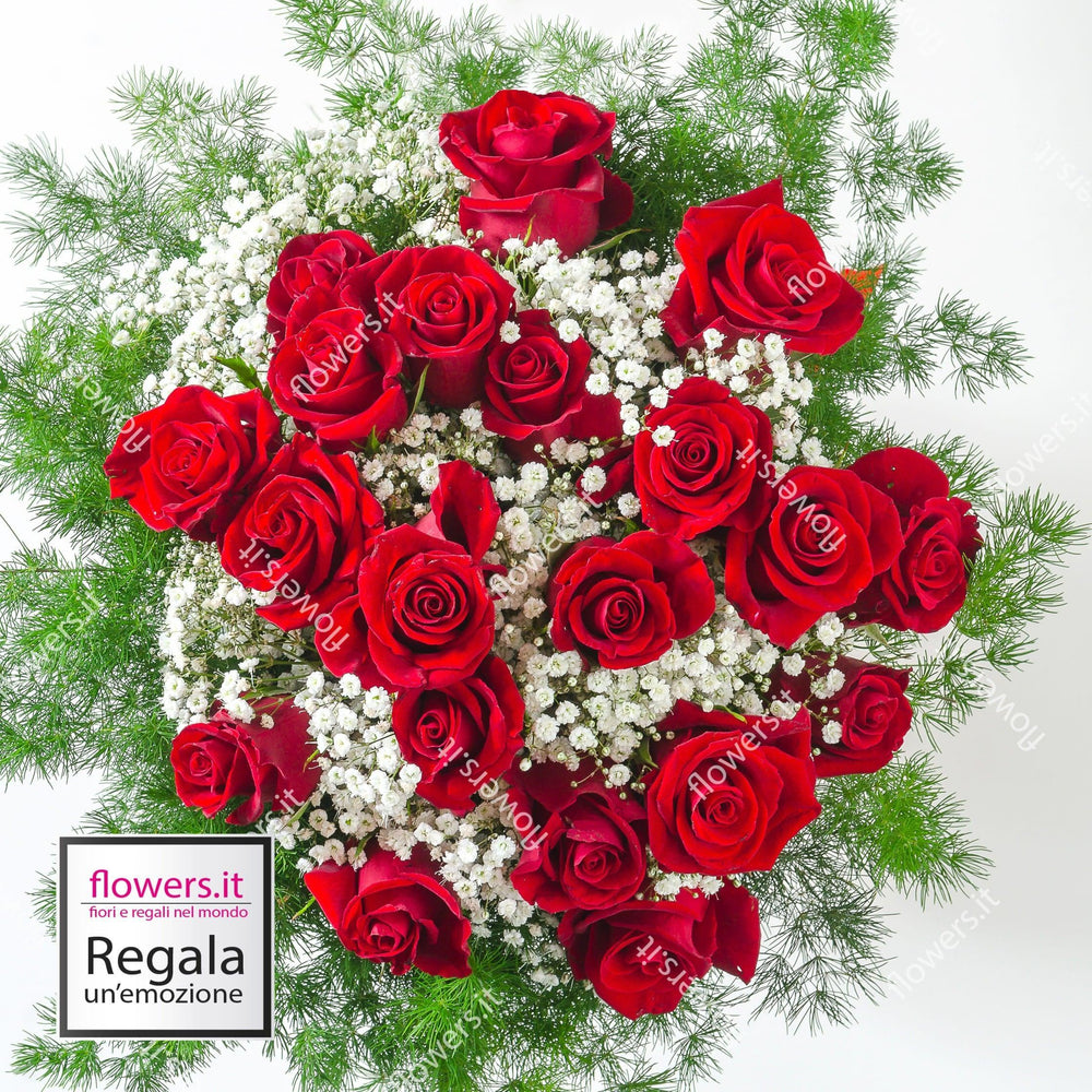7 roselline con verde e gypsophila. | Consegna Fiori a Domicilio per Best Seller, Compleanni, Compleanno, Festa del Papà, Festa della Donna, int-10, int-30, int-40, Laurea, SAN VALENTINO, TUTTE LE STAGIONI