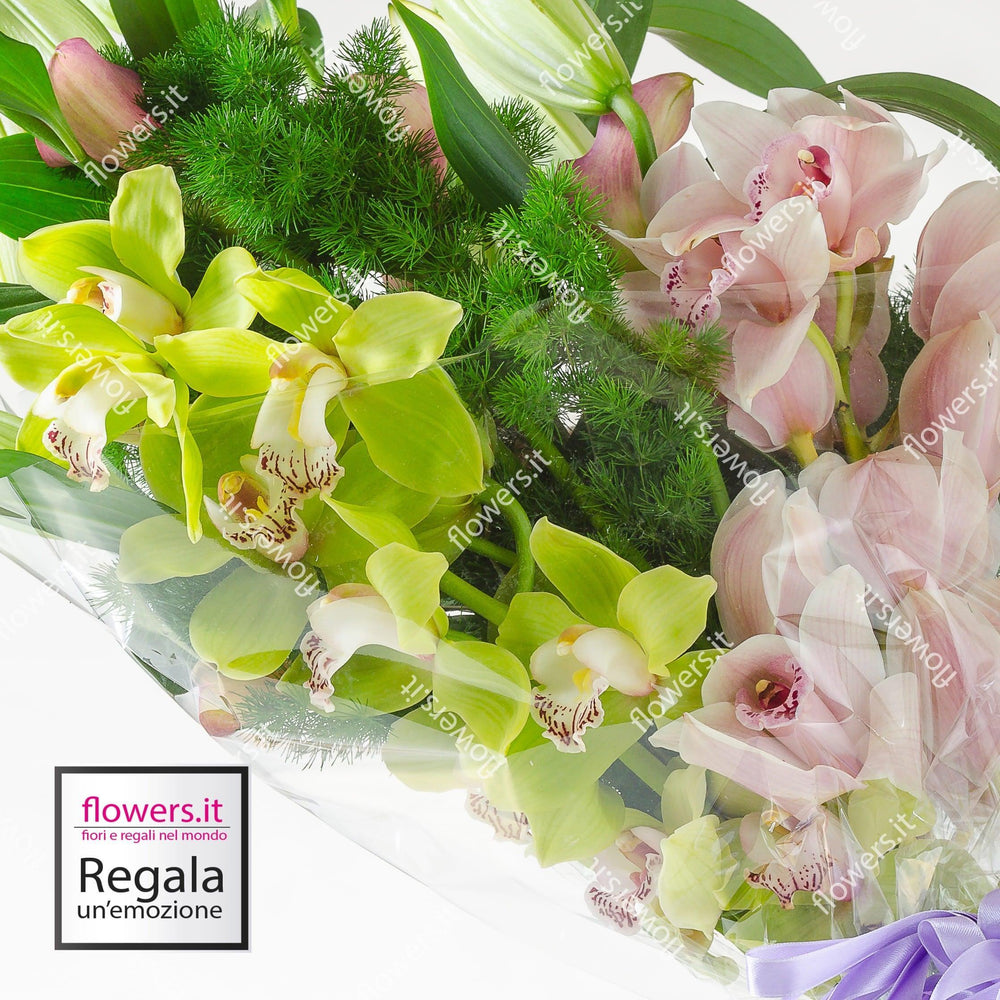 Ramo di cymbidium e lilium con verde. | Consegna Fiori a Domicilio per 