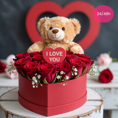 ABBRACCIO ROSSO – Scatola di Rose Rosse con Peluche (Disponibile in 3 Misure)