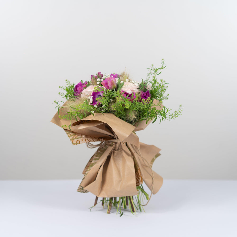 Bouquet di Anemoni e Ranuncoli - Mazzo di fiori con anemoni e ranuncoli. | Flowers Delivery Consegna Fiori a Domicilio