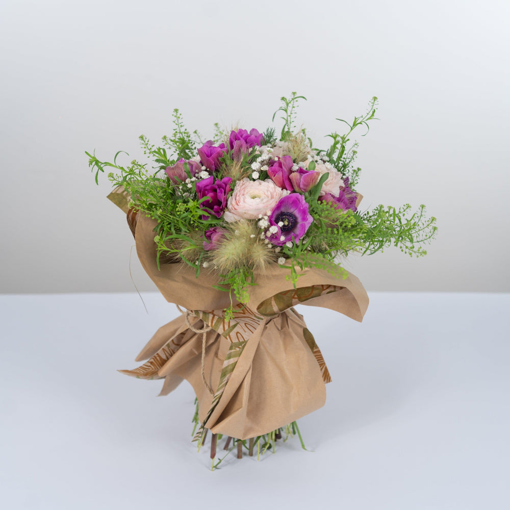 Bouquet di Anemoni e Ranuncoli - Mazzo di fiori con anemoni e ranuncoli. | Flowers Delivery Consegna Fiori a Domicilio