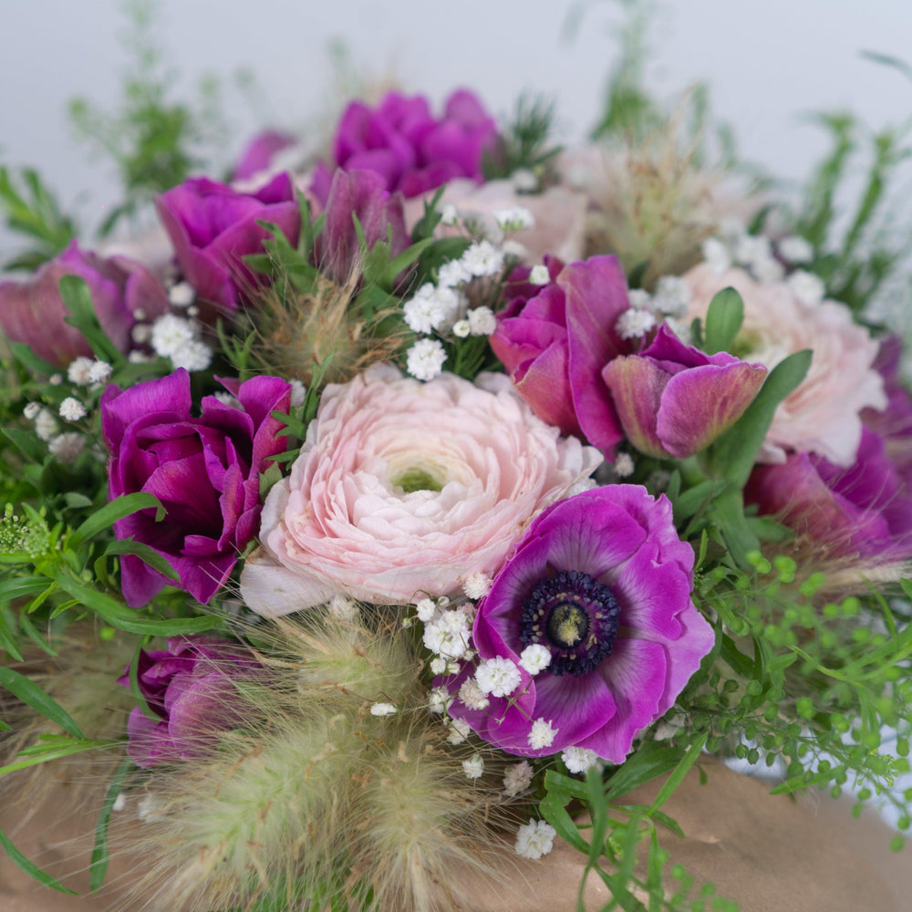 Bouquet di Anemoni e Ranuncoli - Mazzo di fiori con anemoni e ranuncoli. | Flowers Delivery Consegna Fiori a Domicilio