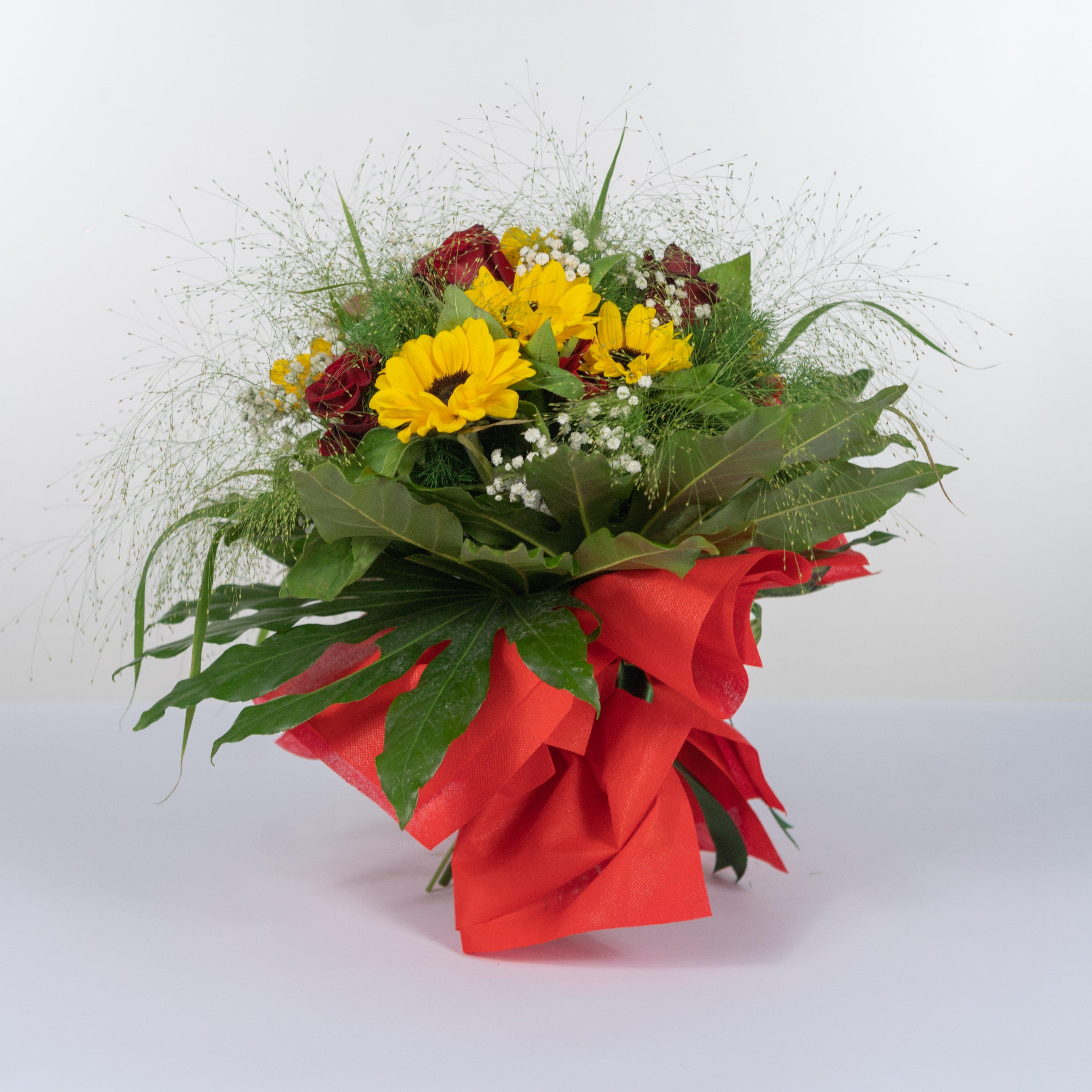 Bouquet Rose Rosse e Girasoli