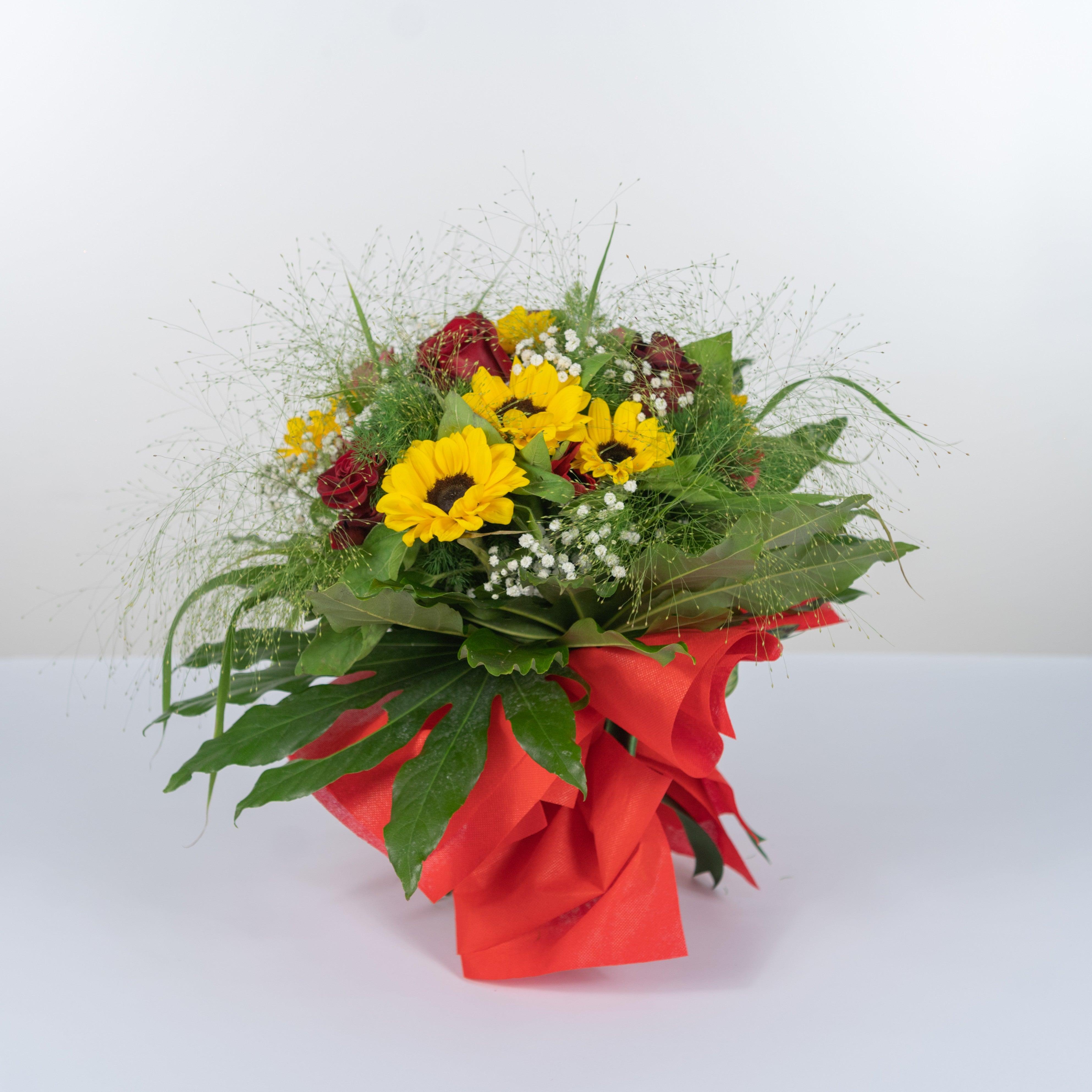 Bouquet Rose Rosse e Girasoli