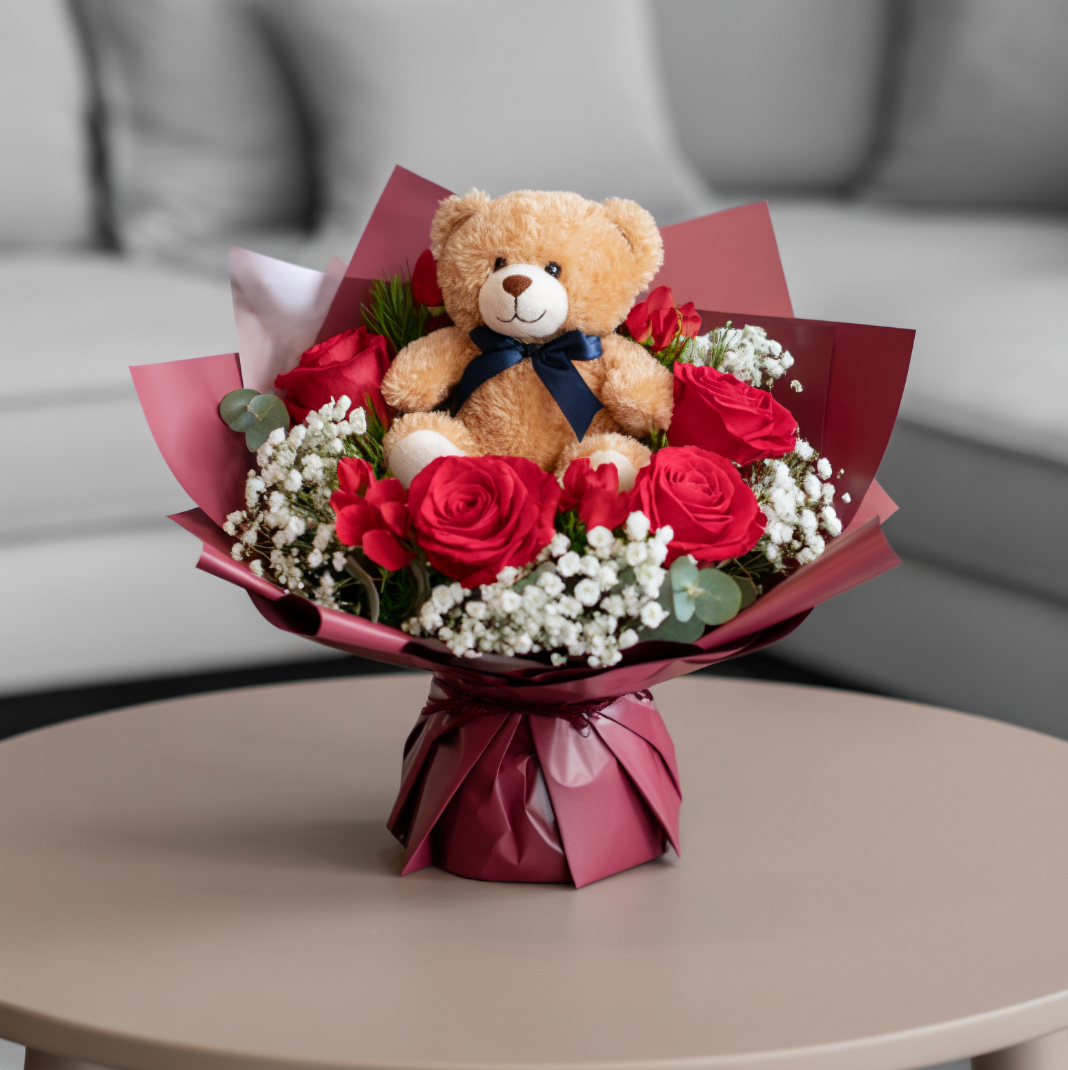 TENEREZZA IN ROSSO – Bouquet di Rose Rosse con Peluche