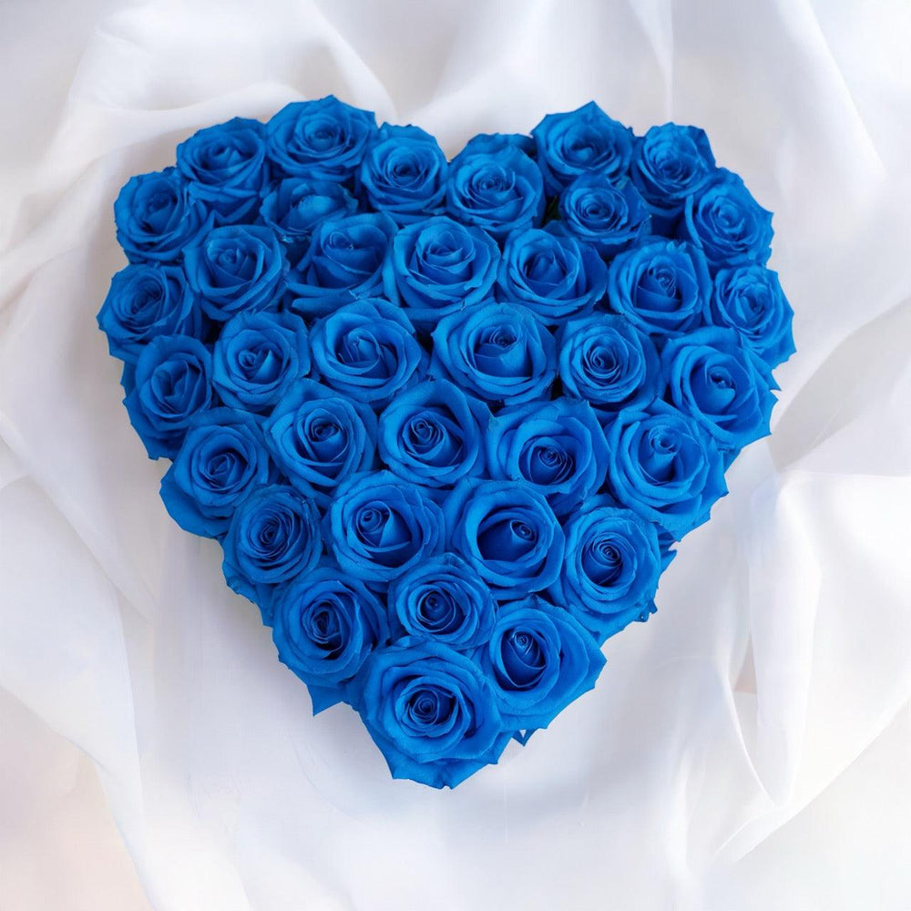 Cuore Medio di Rose Blu | Consegna Fiori a Domicilio per Compleanno, Festa del Papà, Festa della Donna, Laurea, Nascita